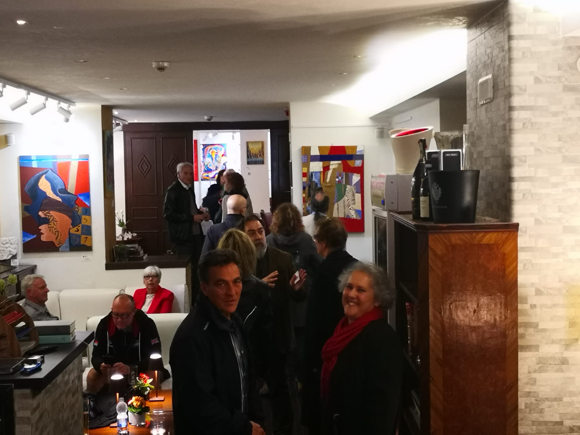LOCATION <br>Spazio Q'ART <br> Hotel Oxford